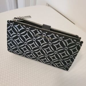 MICHAEL KORS Jet Set Double Zip Cell Phine Wallet Black & Silver